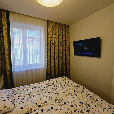 Uzupis Riverside Apartment Vilnius Exterior photo