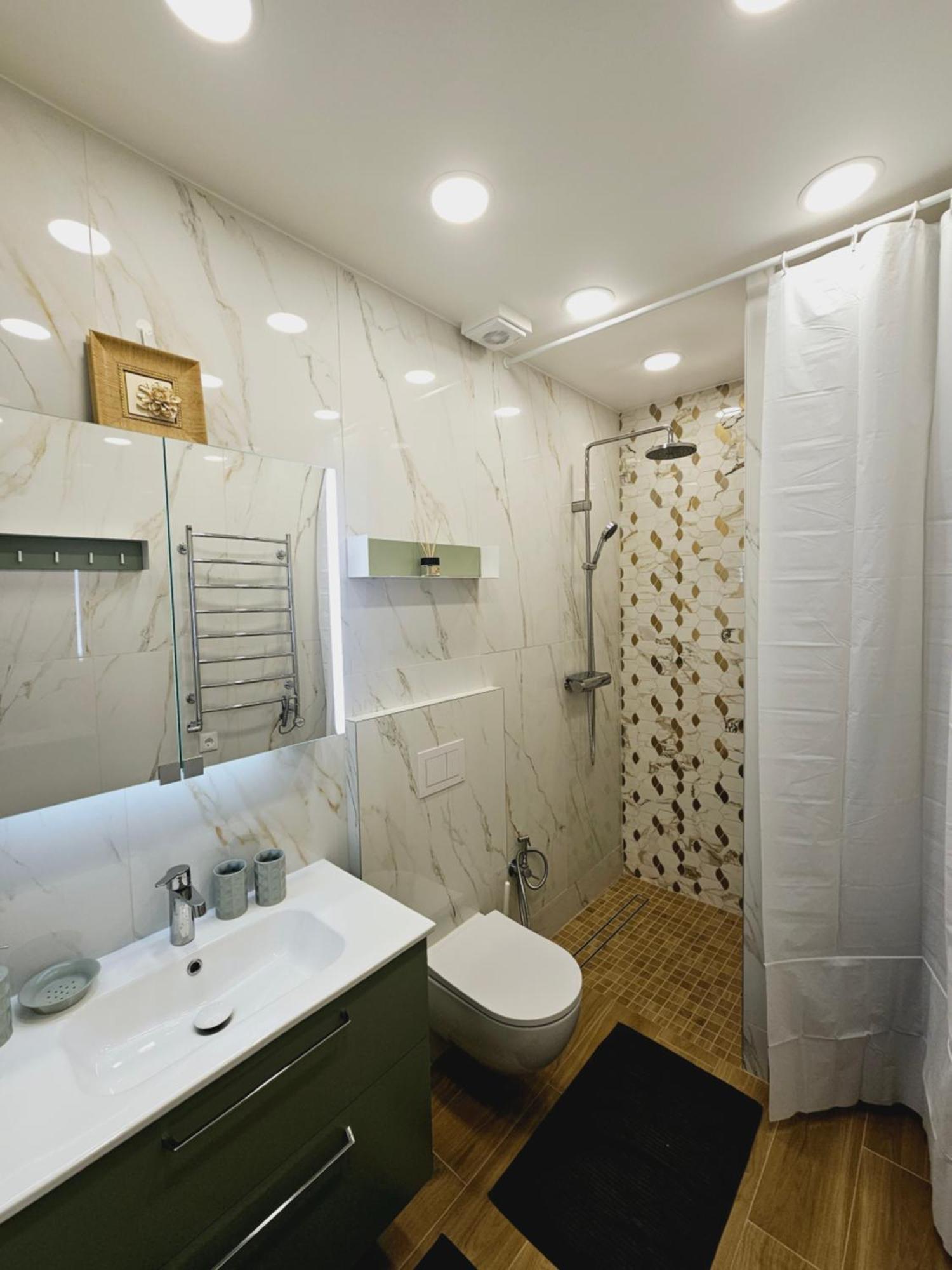 Uzupis Riverside Apartment *
